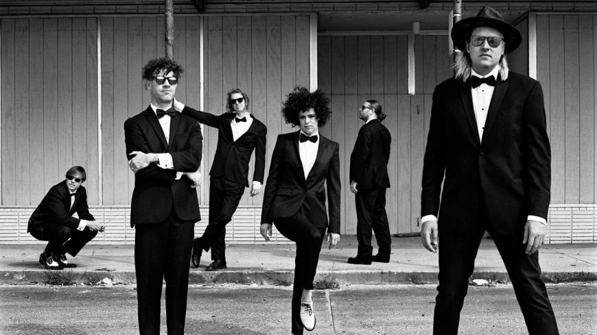 "NEIGHBORHOOD #3 (POWER OUT)" ARCADE FIRE